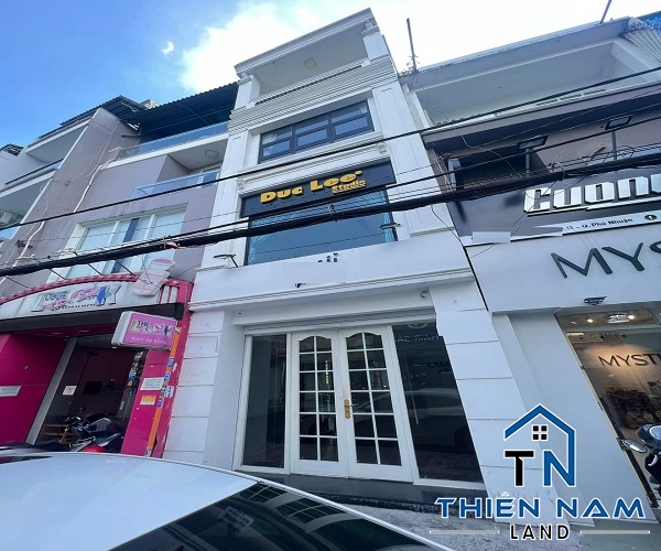 Nhà mặt tiền cho thuê đường Huỳnh Văn Bánh, Quận Phú Nhuận, 4m x 20m, chỉ 35 triệu
